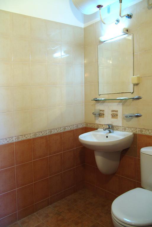 Central Family Hotel هاسكوفو الغرفة الصورة