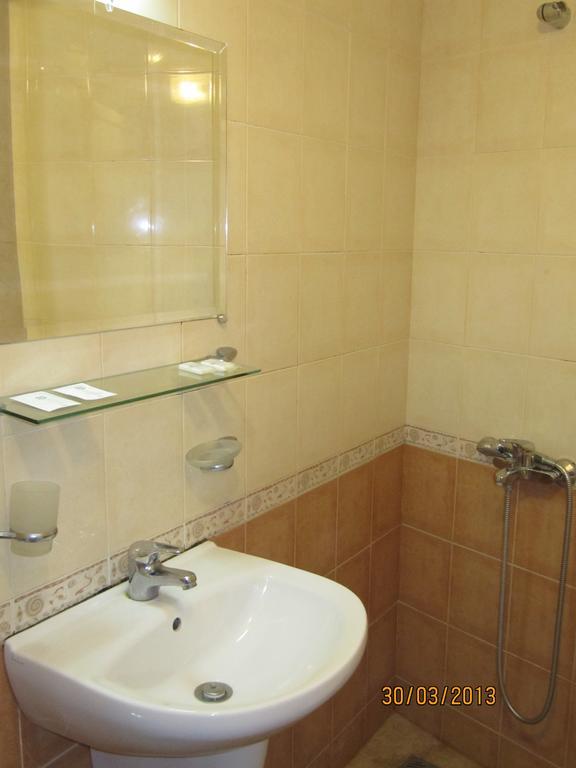 Central Family Hotel هاسكوفو الغرفة الصورة