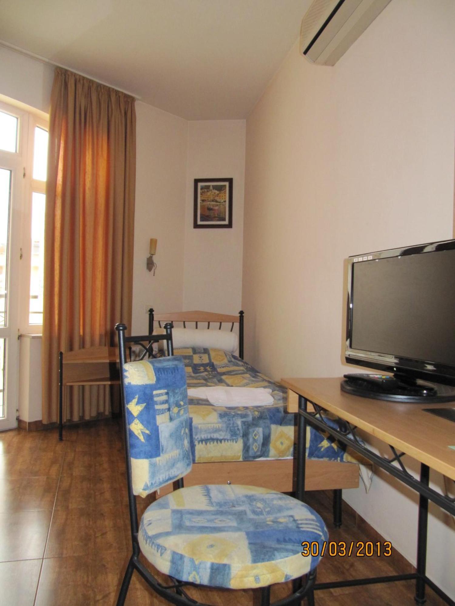 Central Family Hotel هاسكوفو الغرفة الصورة